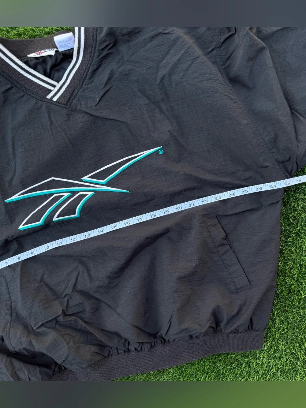 Vintage 90s Reebok Pullover Windbreaker Jacket Embroidered Logo Black Size Large